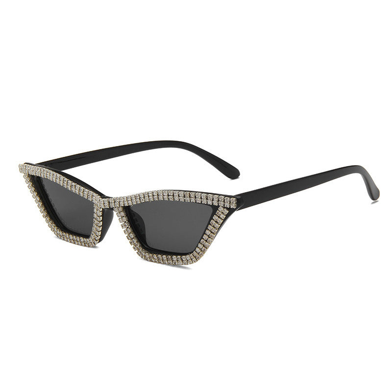 Wholesale Diamond Cat-Eye Triangle Sunglasses
