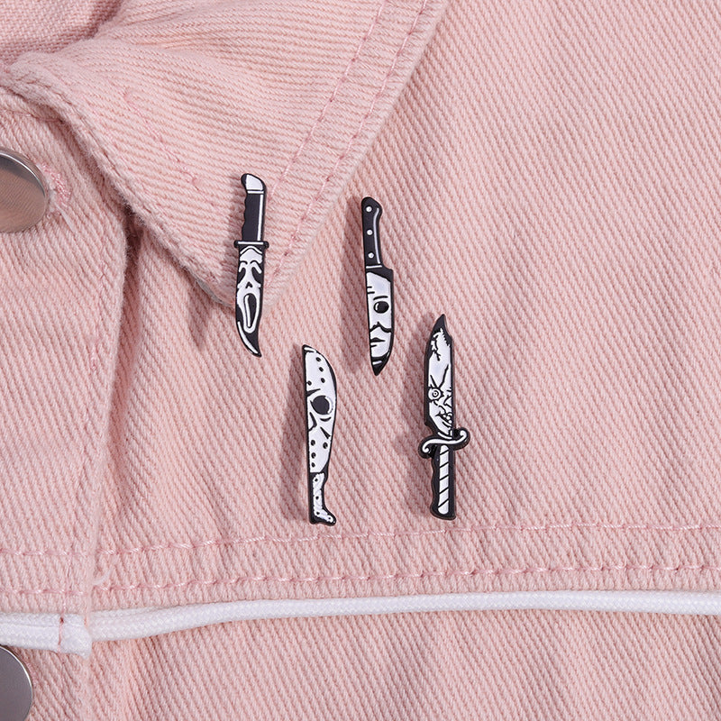 Wholesale Black and White Knife-Shaped Alloy Brooch Pin Punk Gothic Fashion Accessory for Couples Boutique Gift