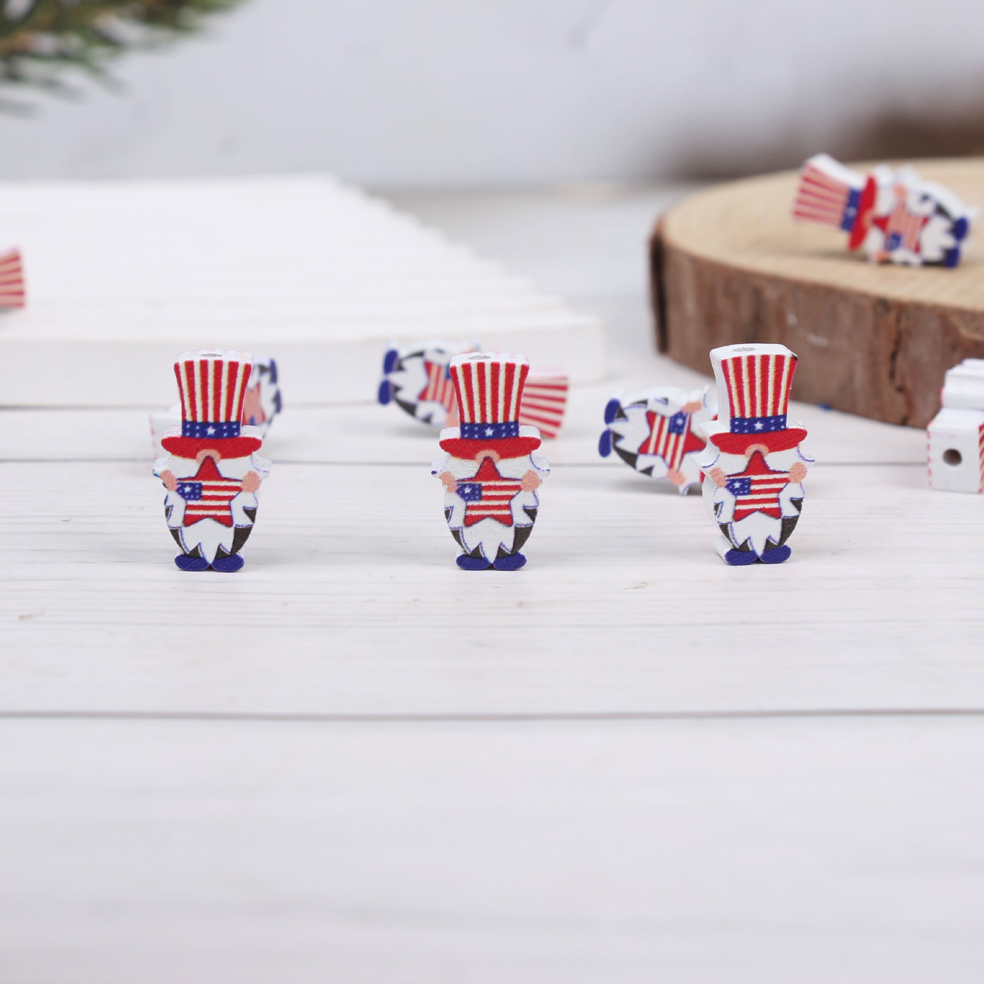 Wholesale 20pcs American Independence Day Five-pointed Star Balloon Wooden Beads