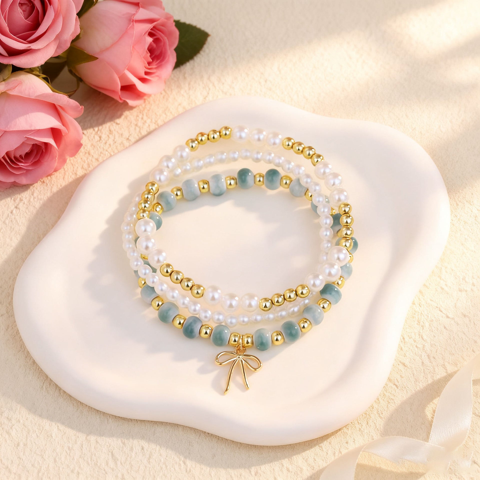 Wholesale Bohemian Blue and White Porcelain Bow Layered Bracelet Set