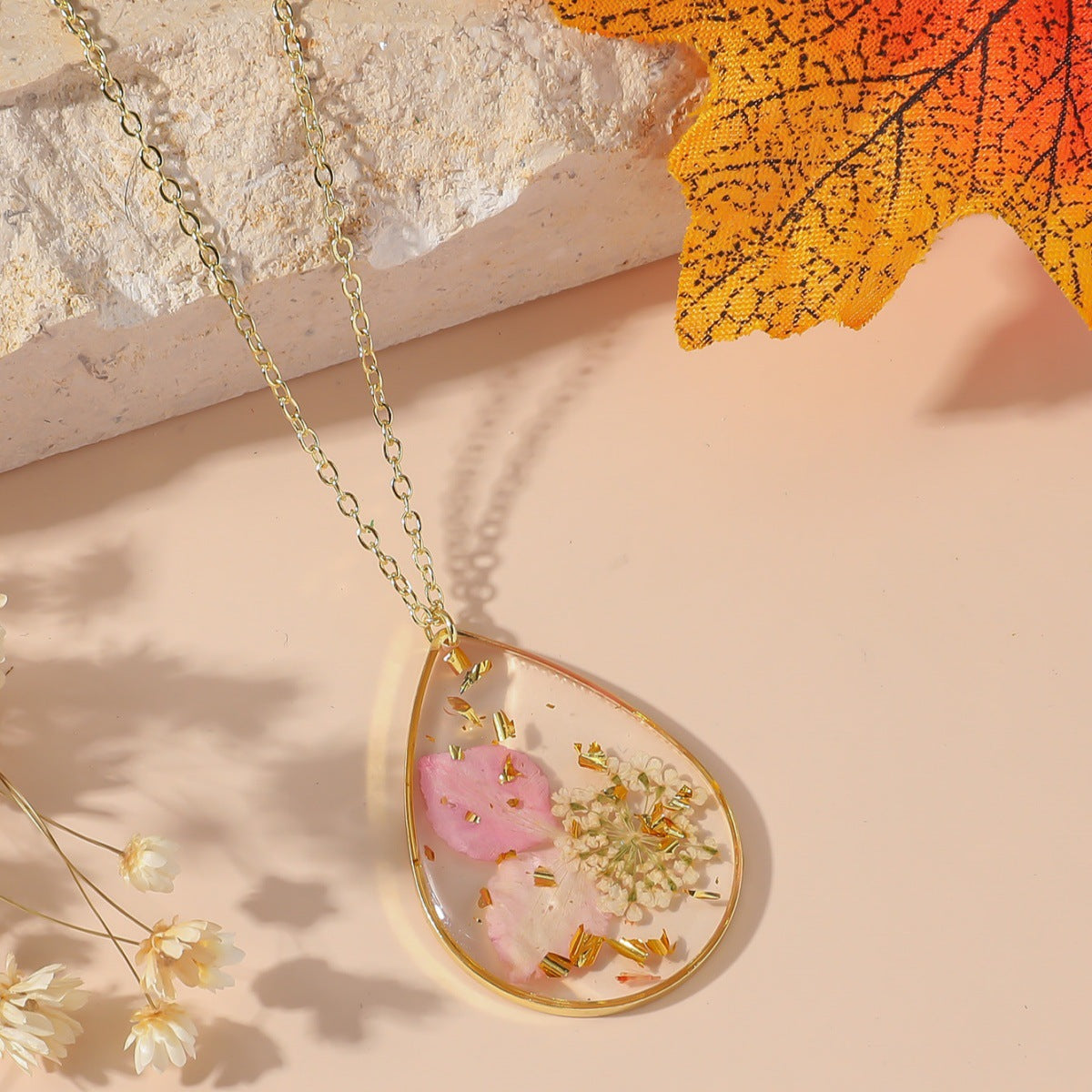 Wholesale Personalized Fashion All-match Niche Design Immortal Dried Flower Long Necklace