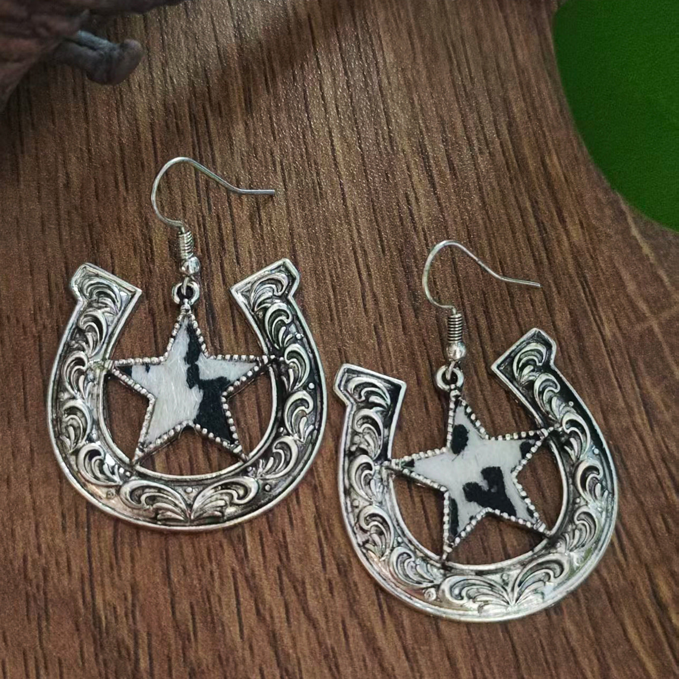 Wholesale Retro Western Five Point Star Pendant Earrings White Zinc Alloy Women S Party Everyday Fashion Accessory