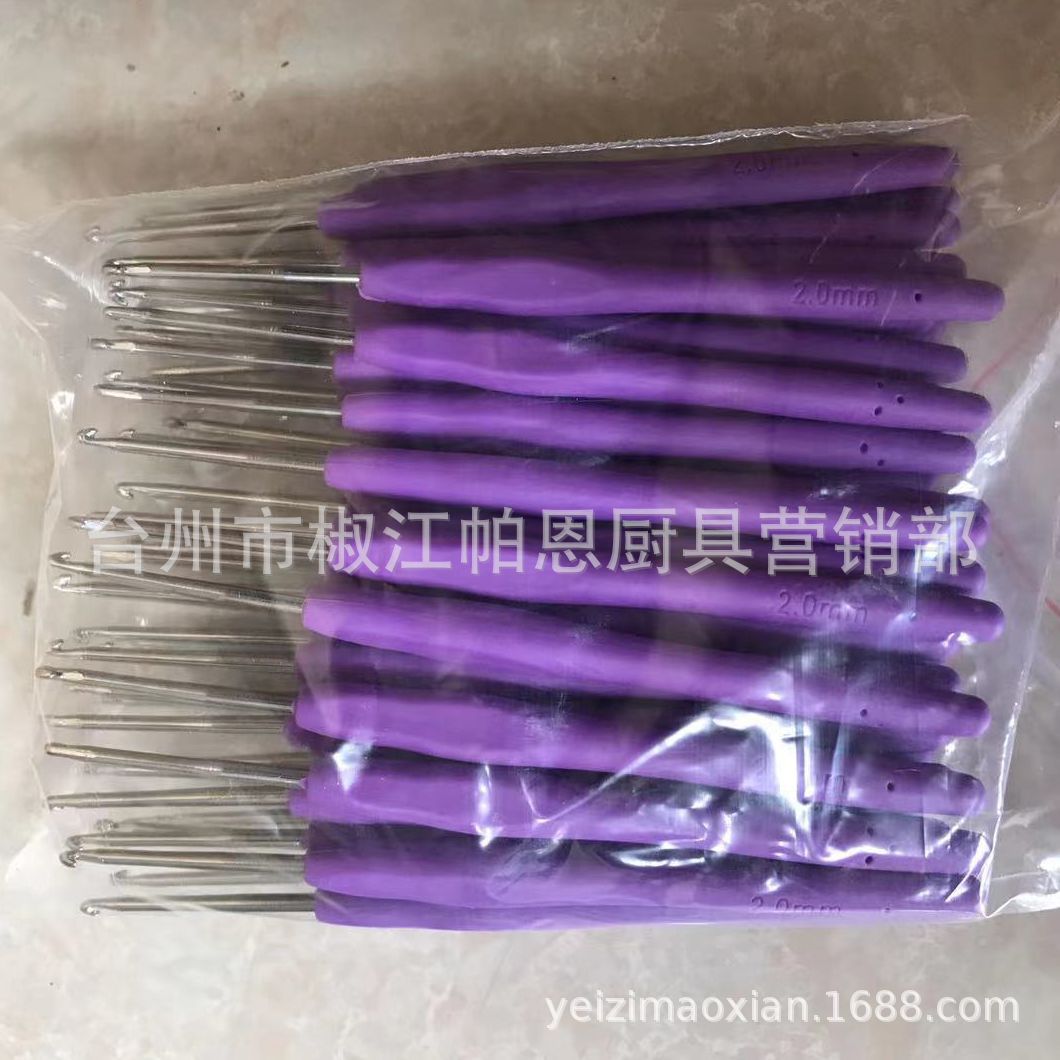 Wholesale 10pcs  TPR Soft Handle Aluminum Crochet Hook Set Colorful Lace Hook Fine Crochet Hook