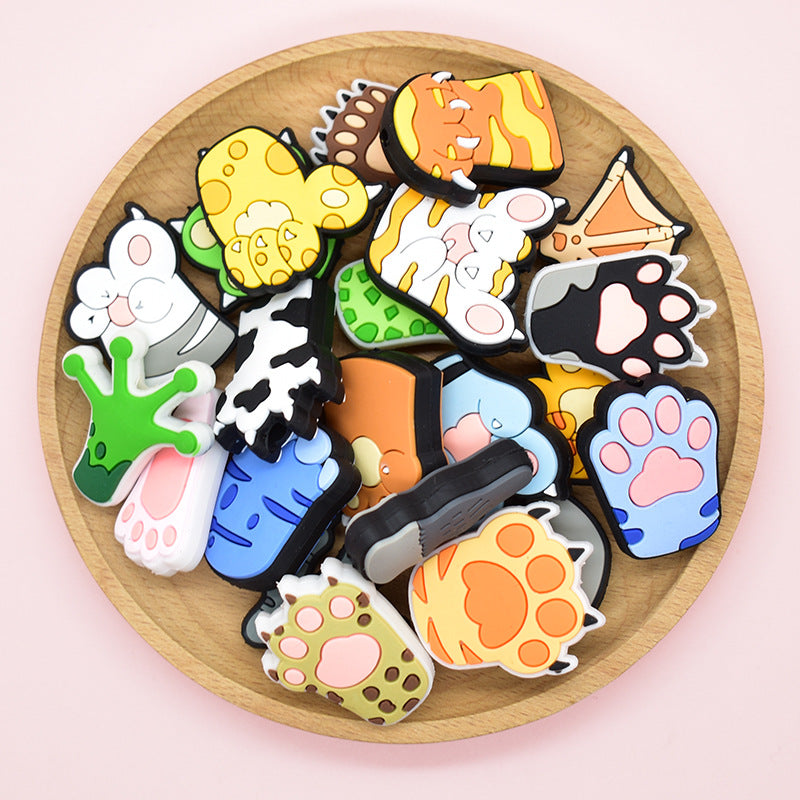 Wholesale Random 100pcs Animal Footprint Cartoon Focal Beads