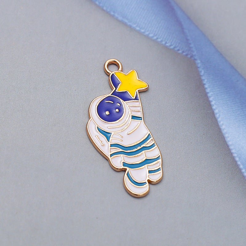 Wholesale  Robot Astronaut Accessories Cute Cartoon Necklace Charms