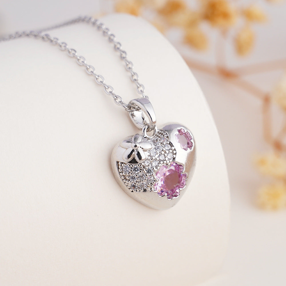 Wholesale Luxury Heart Flower Niche Temperament  Necklace