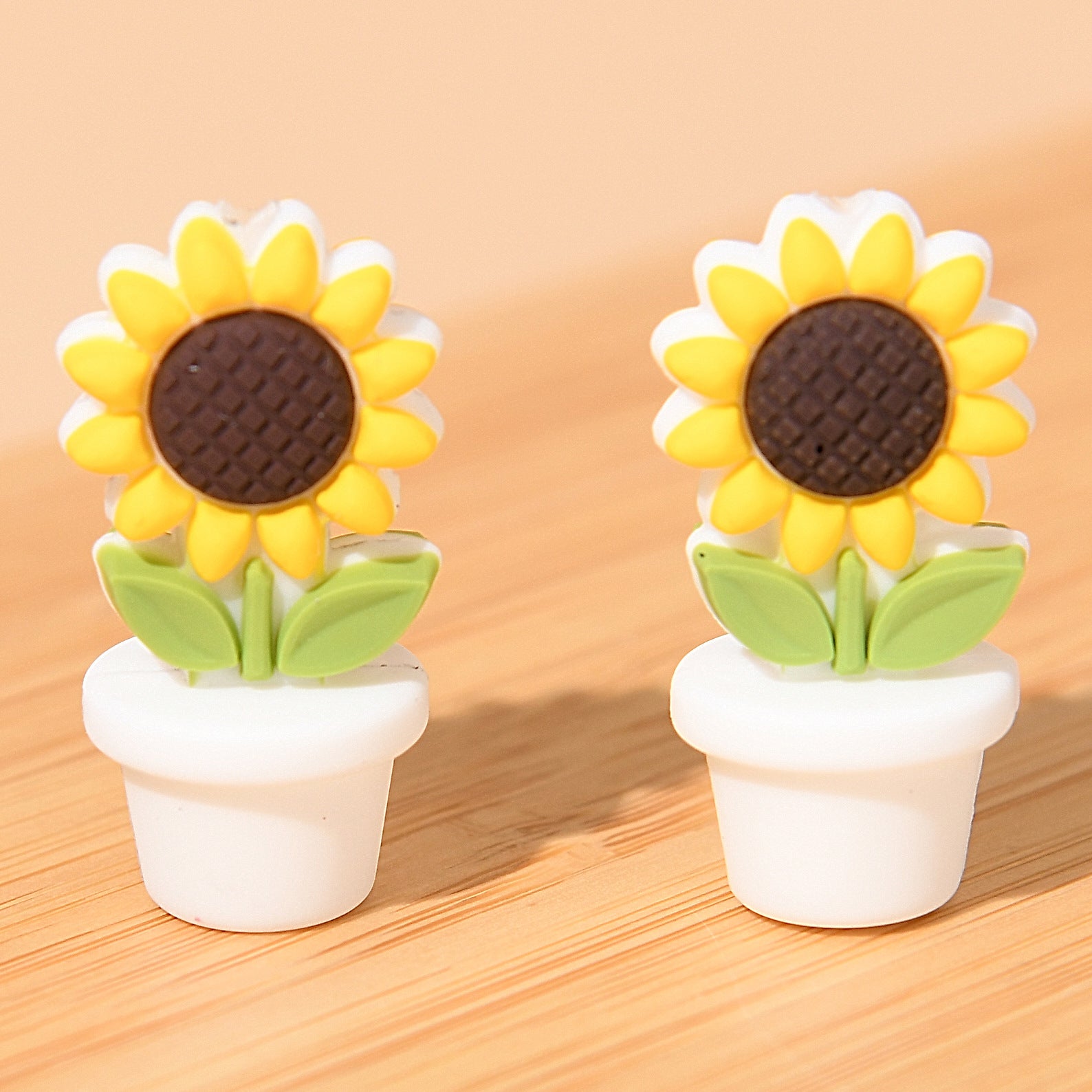 Wholesale 20PCS Sunflower DIY Silicone Beads
