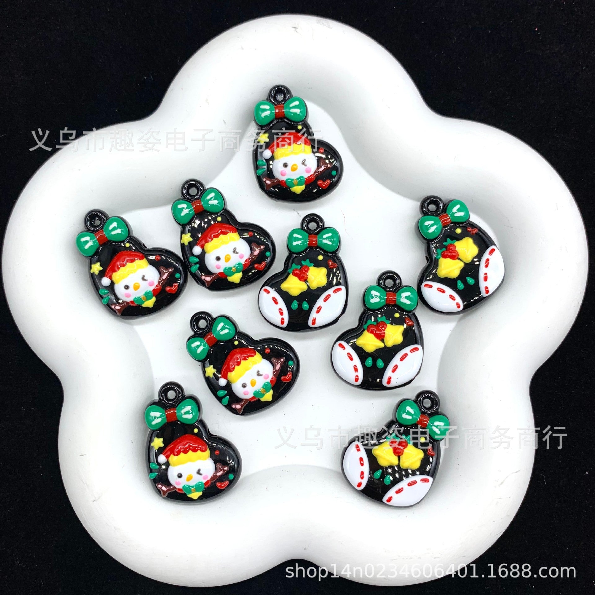 Wholesale  10pcs   Hand-painted beads on little socks   Acrylic Beads