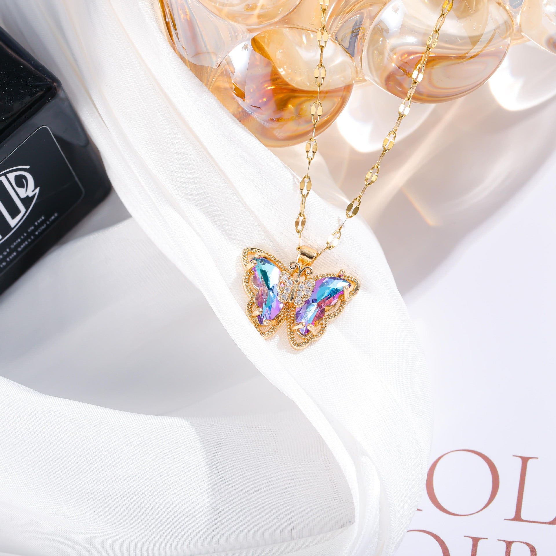 Wholesale Copper Gold Plated Micropaved Color Crystal Butterfly Titanium Steel Necklace