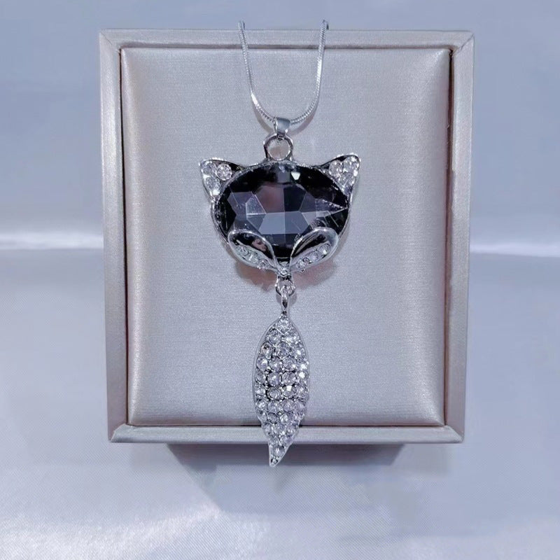 Wholesale Colored Diamond Set Animal Flash Diamond Long Necklace