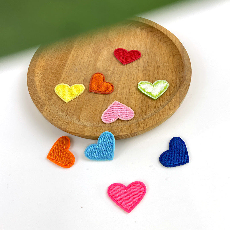 Wholesale Polyester Embroidered Heart Patch For Clothing Bags Shoes And DIY Accessories