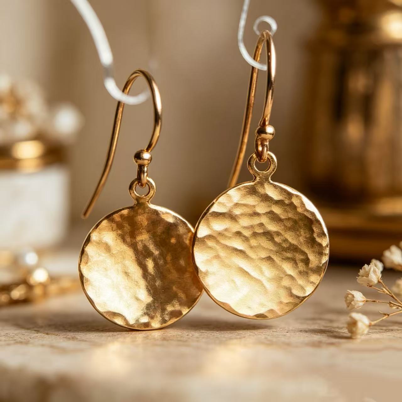 Wholesale Alloy Gold Tone Textured Round Disc Earrings Geometric Minimalist Chic Jewelry Accessory For Women Party Gift Boutique Resale
