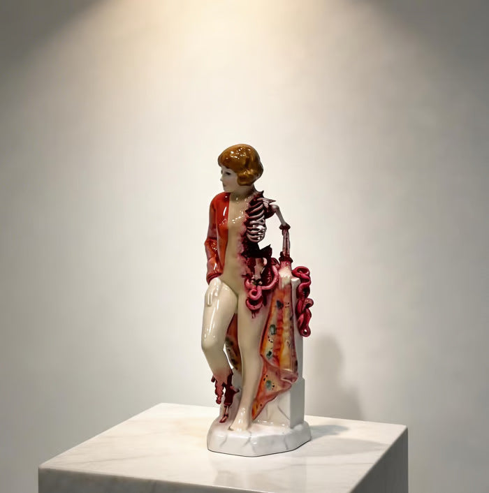Wholesale Modern Ceramic Art Statue Trendy Broken Lady Figurine Chic Desktop Sculpture For Home Decor Gift Resale