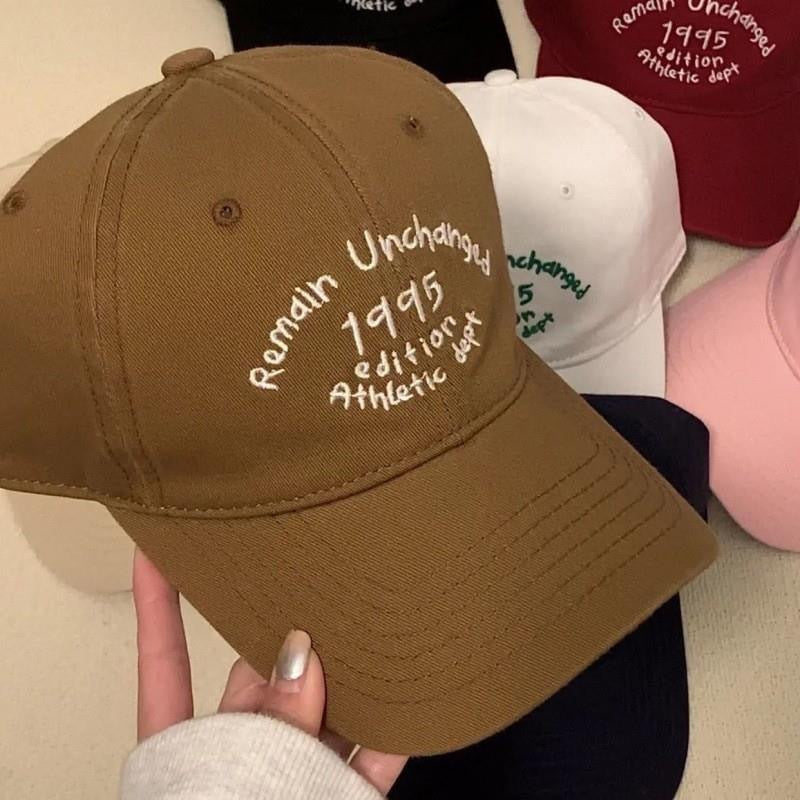 Wholesale Wide brim embroidered baseball cap for women