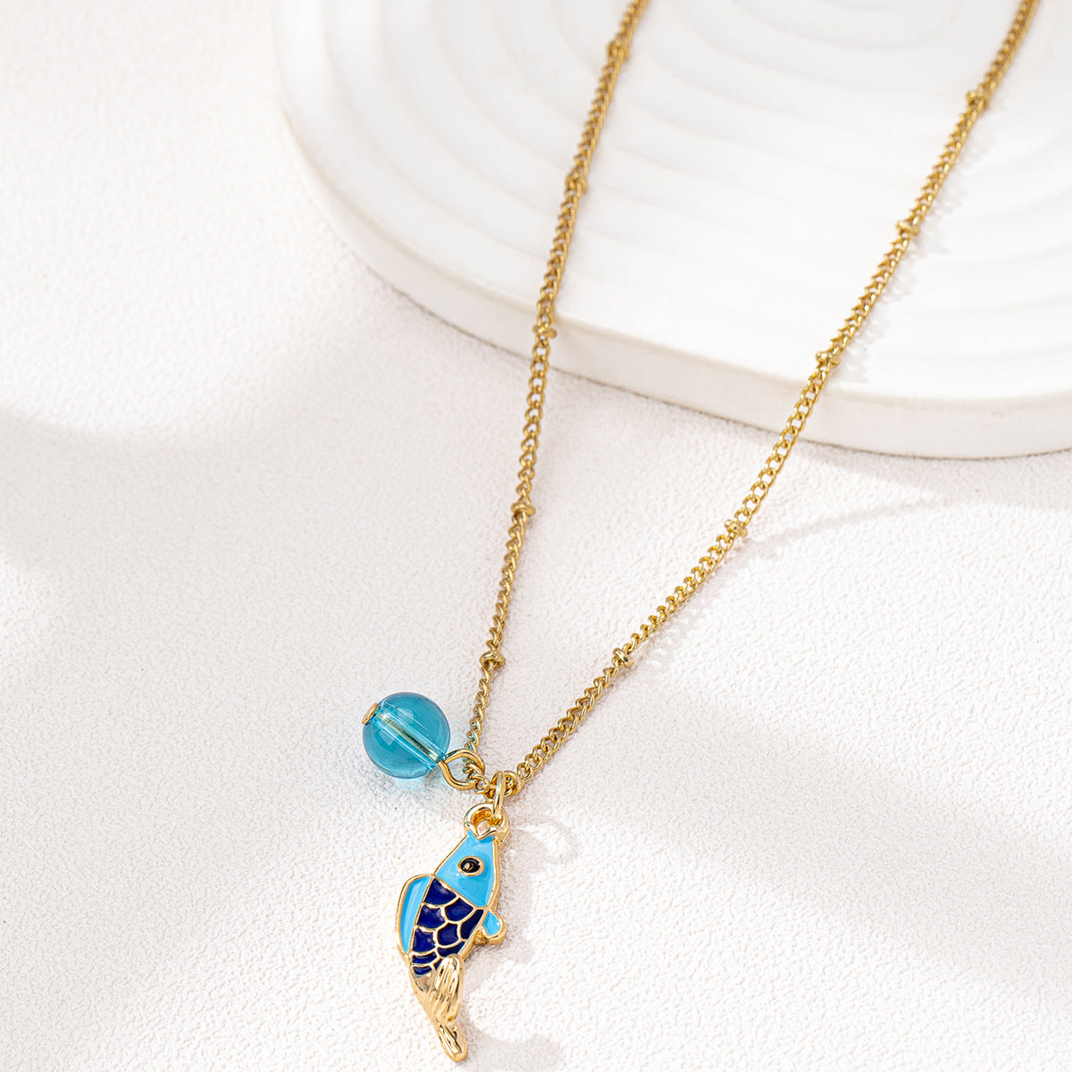 Wholesale Fashion Trend Marine Life Oil Drop Blue Fish Koi Pendant Necklace