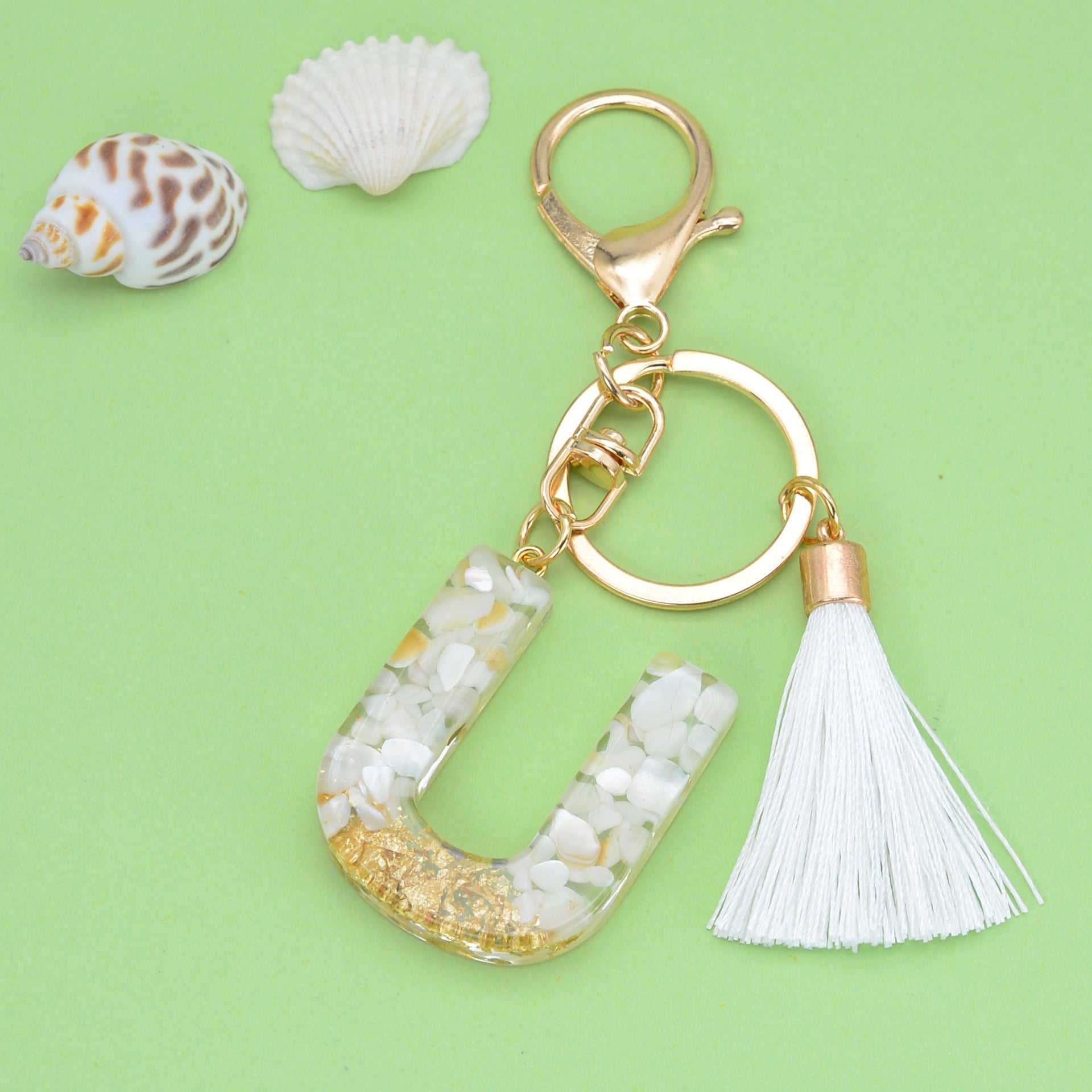 Wholesale White Tassel 26 Letter Crystal Resin Keychain