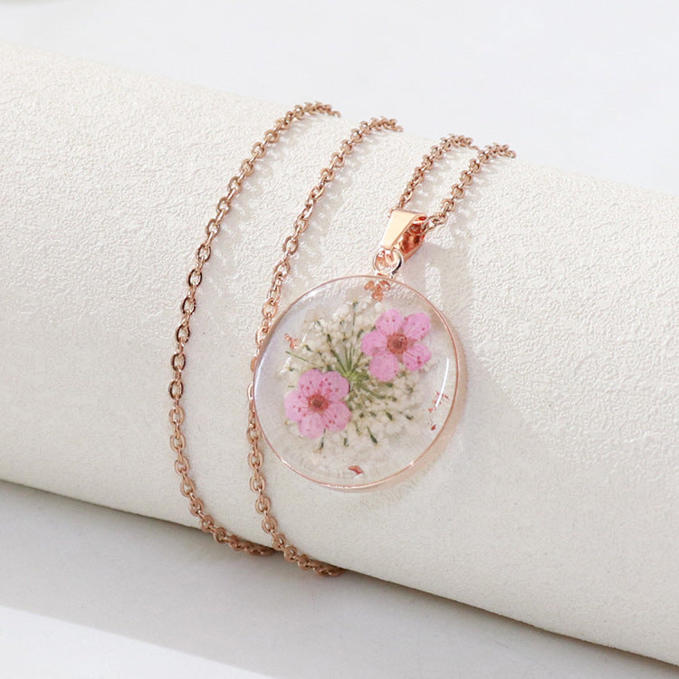 Wholesale new 6pcs/pack rose gold forget-me-not pendant real flower dried flower jewelry transparent resin crafts high-grade necklace