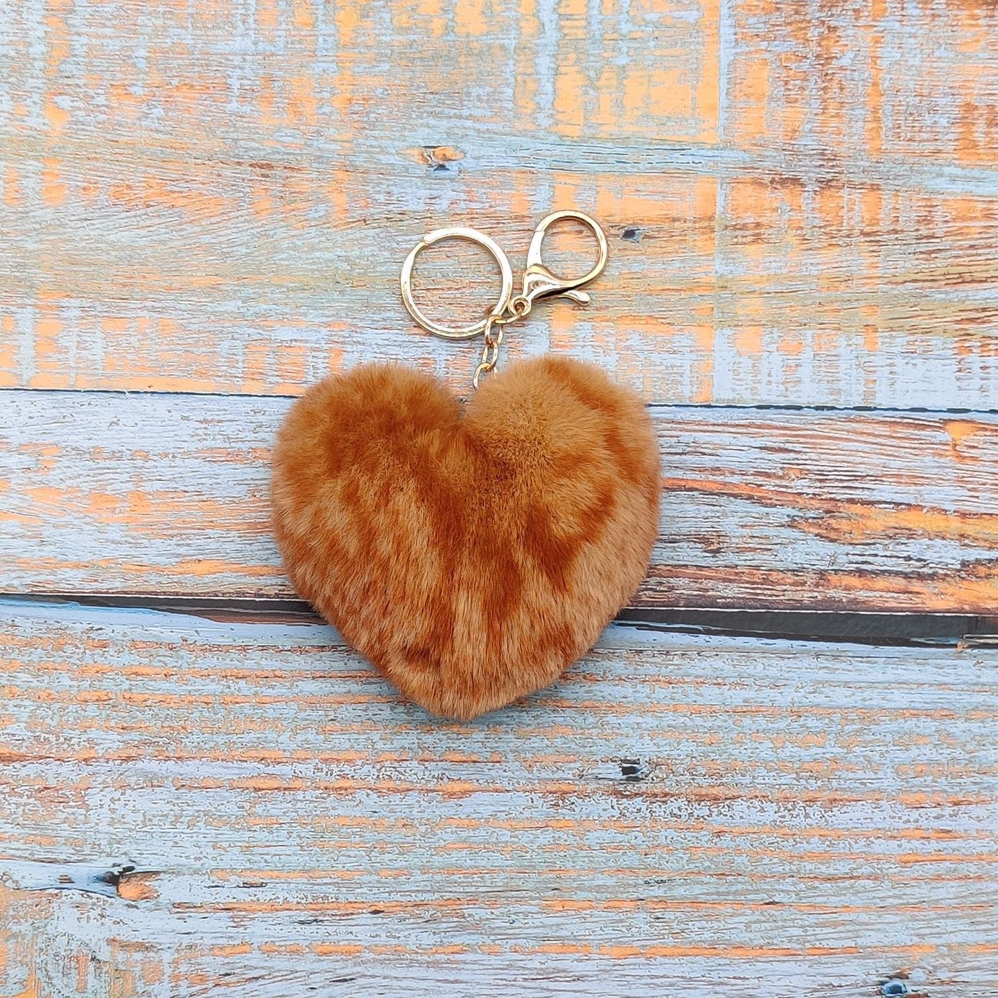 Wholesale  leopard love heart-shaped keychain