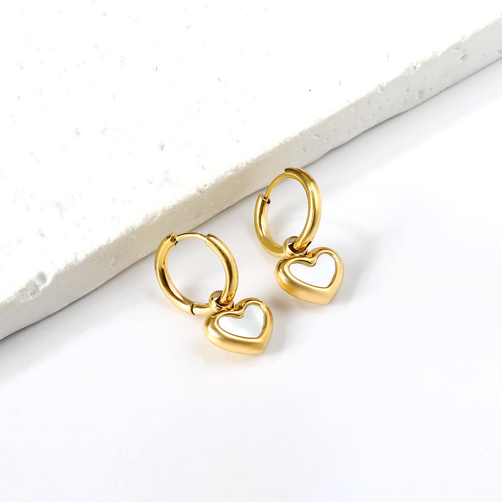 Wholesale Stainless steel round circle heart-shaped white shell earrings for women
