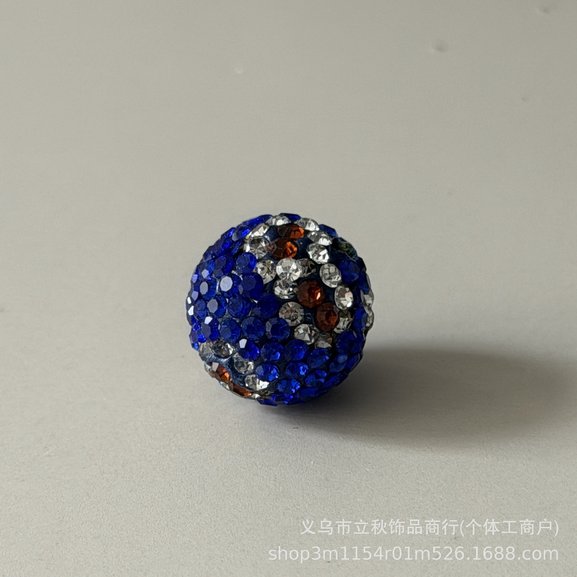 Wholesale  10pcs Leopard patterned clay round diamond beads