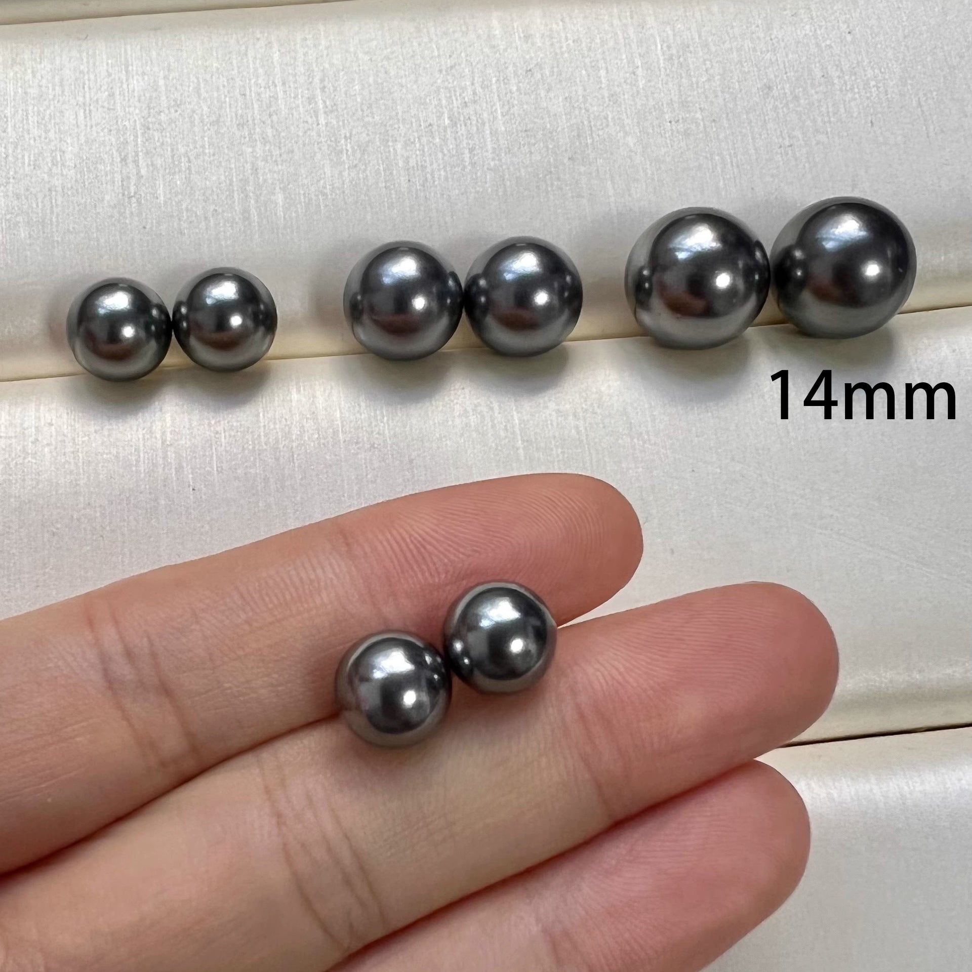 Wholesale 8-14mm milk white pearl round earrings