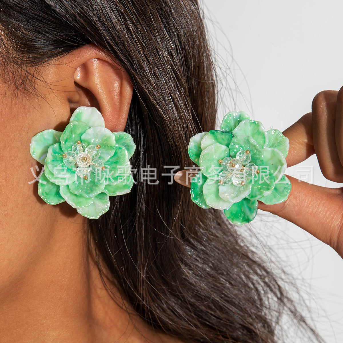 Wholesale 5pcs/pack sweet color resin petals flower earrings