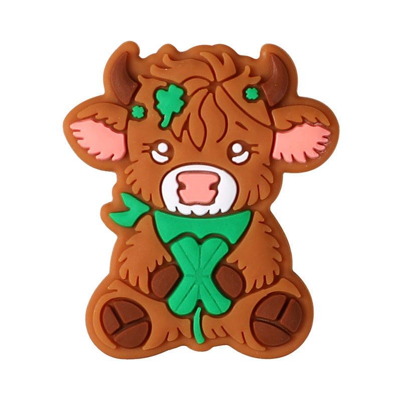 Wholesale 20pcs Cartoon Four Leaf Clover St. Patrick's Day Decoration Highland Cow Silicone Beads