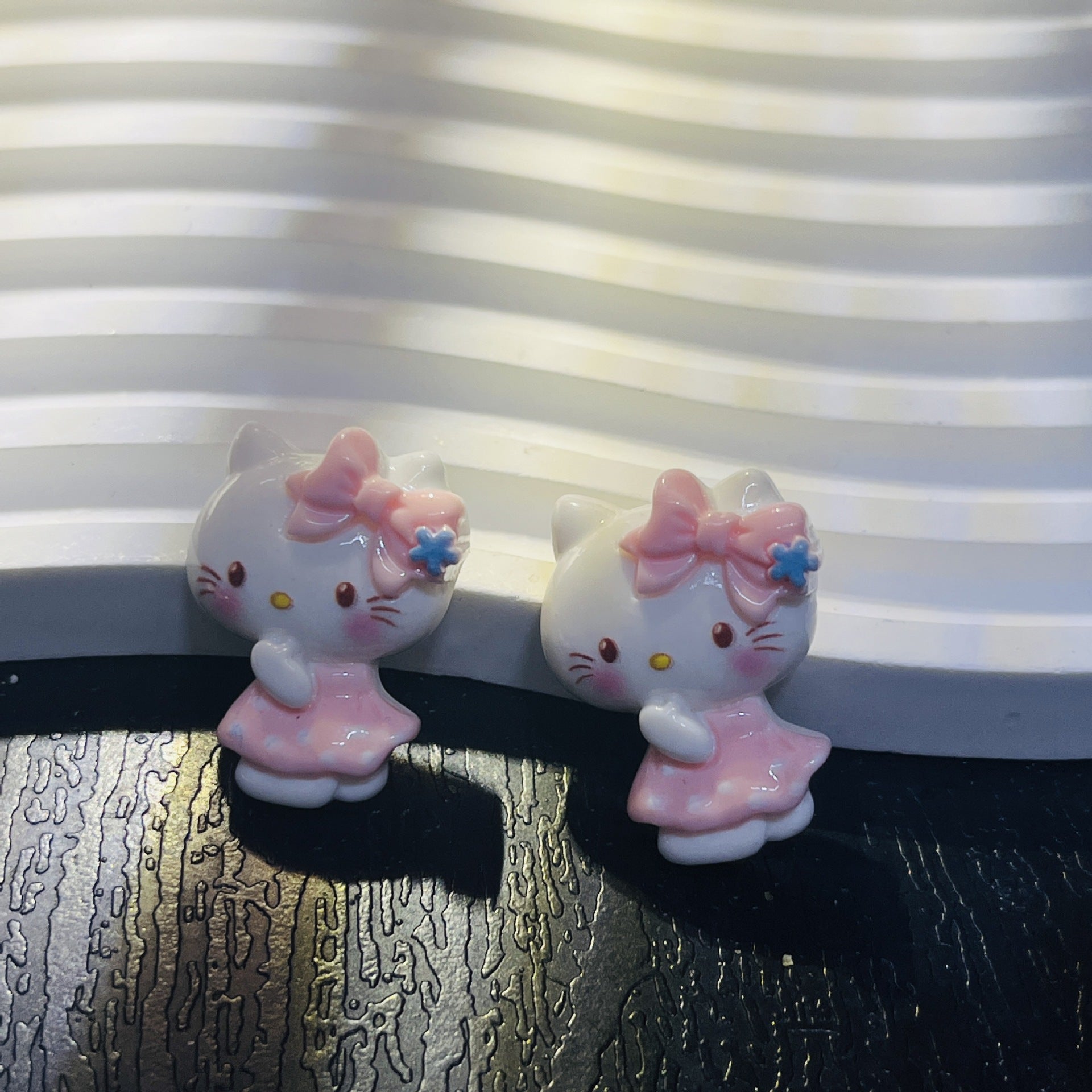 Wholesale cartoon cat pearl 925 silver pin earrings sweet cute earrings OLY Exclusive