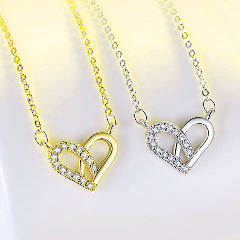 Wholesale Heart-shaped pendant clavicle necklace niche high-end