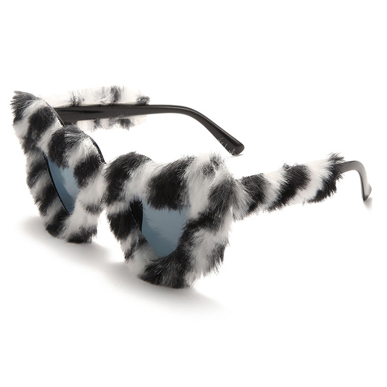 Wholesale new fashion glasses plush lovely sunglasses peach heart ball party funny heart sunglasses