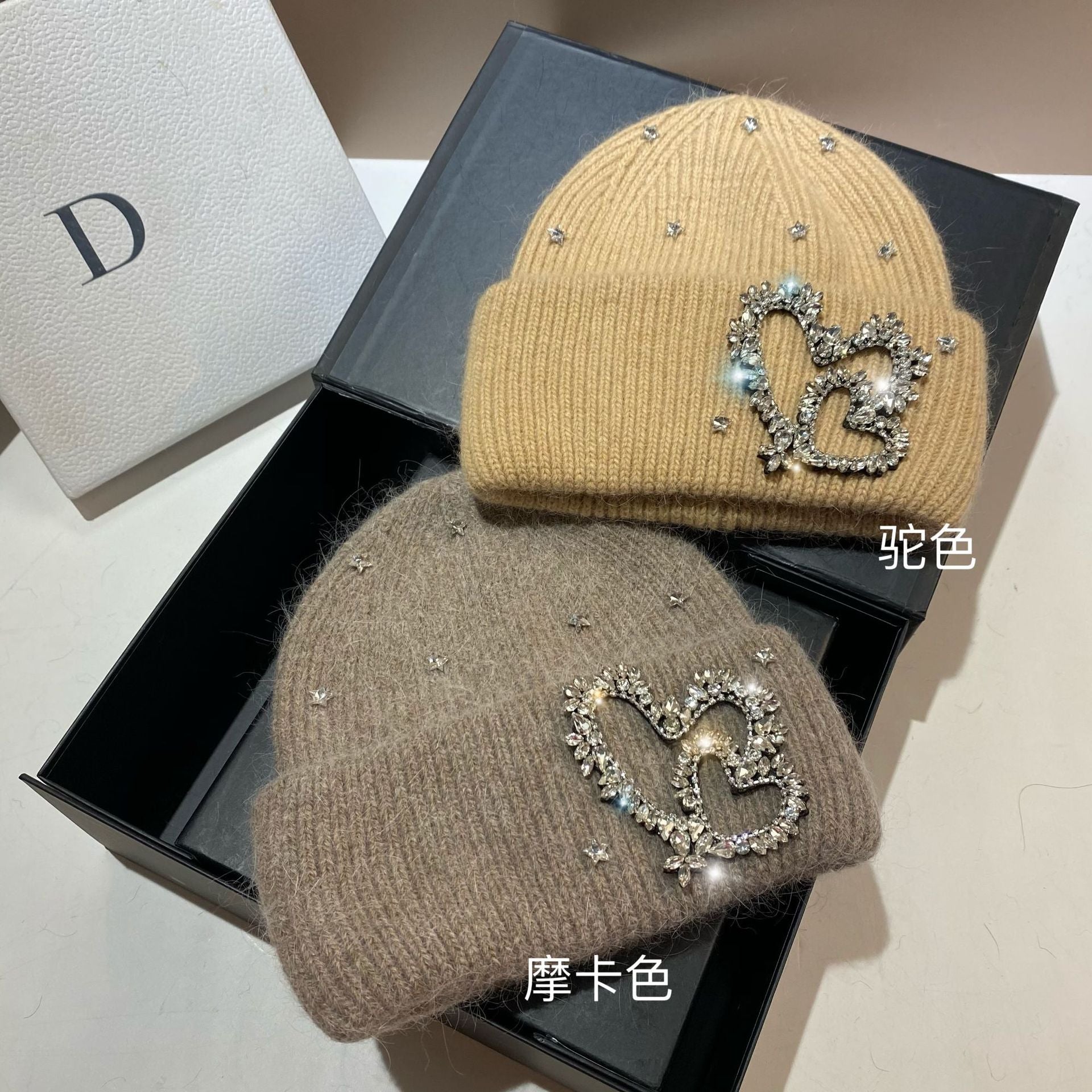 Wholesale Heavy Industry Rhinestone Heart Rabbit Fur Earmuff Knitted Hat