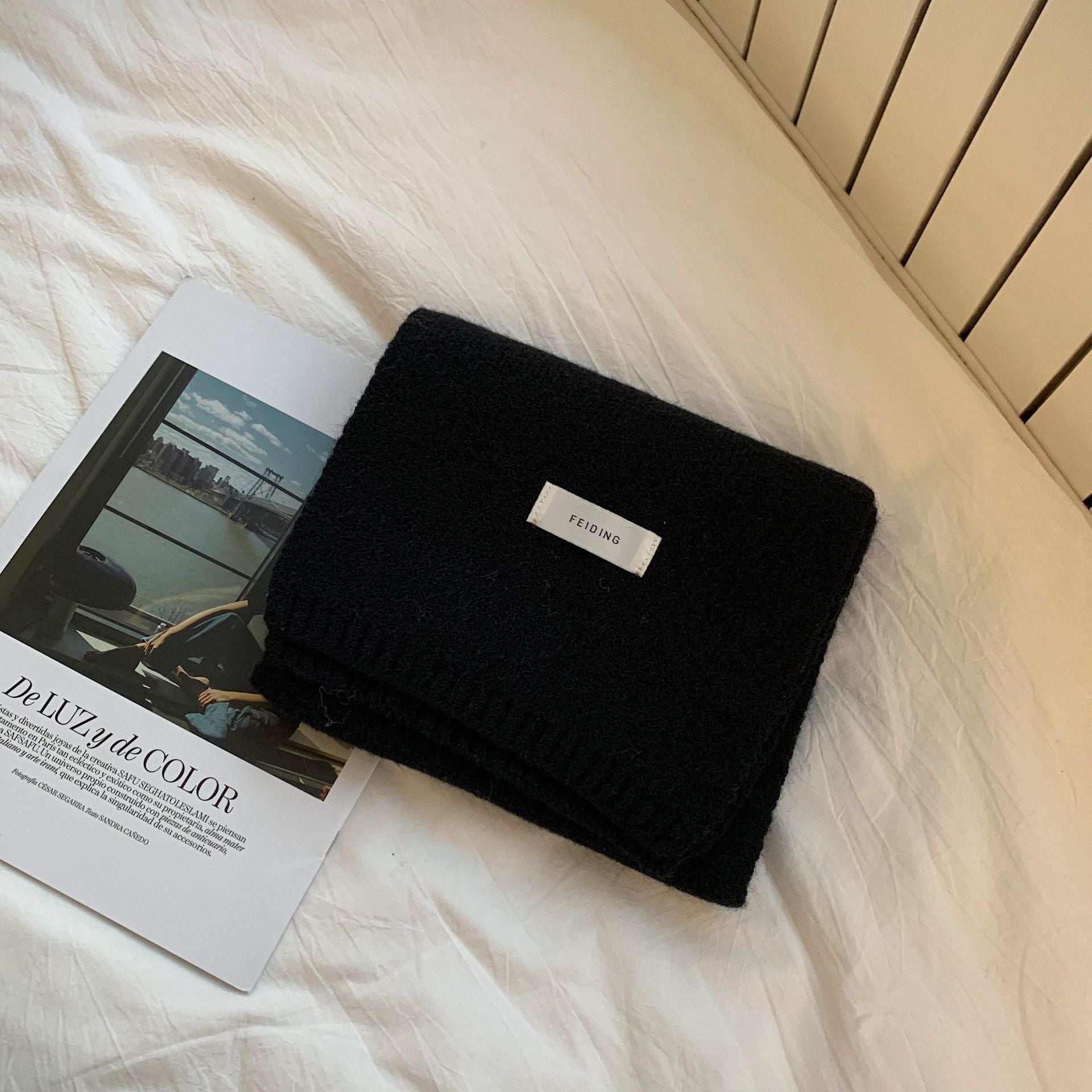 Wholesale Klein Blue Women's Autumn and Winter Versatile Knitted Acrylic Scarf