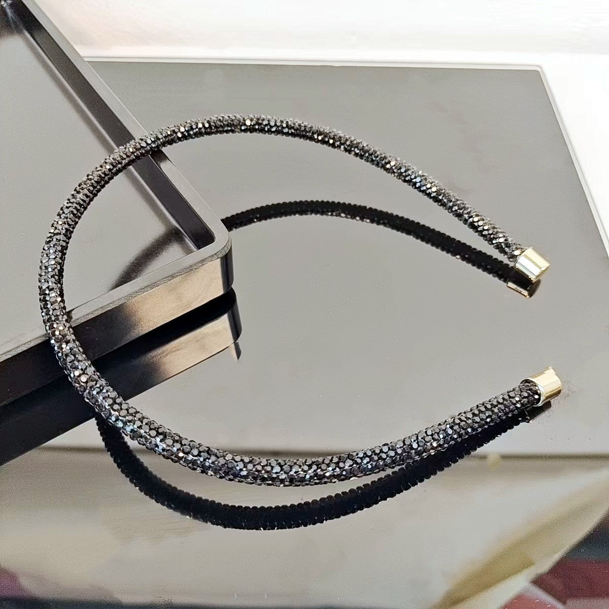 Wholesale Slim-edged Ultra-flash Rhinestone Headband