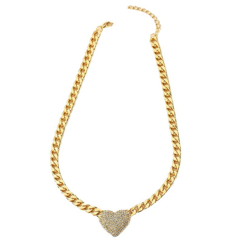 Wholesale Alloy Electroplated Golden Heart Pendant Necklace Cuban Chain Women S Trendy Jewelry Accessory Casual Gift