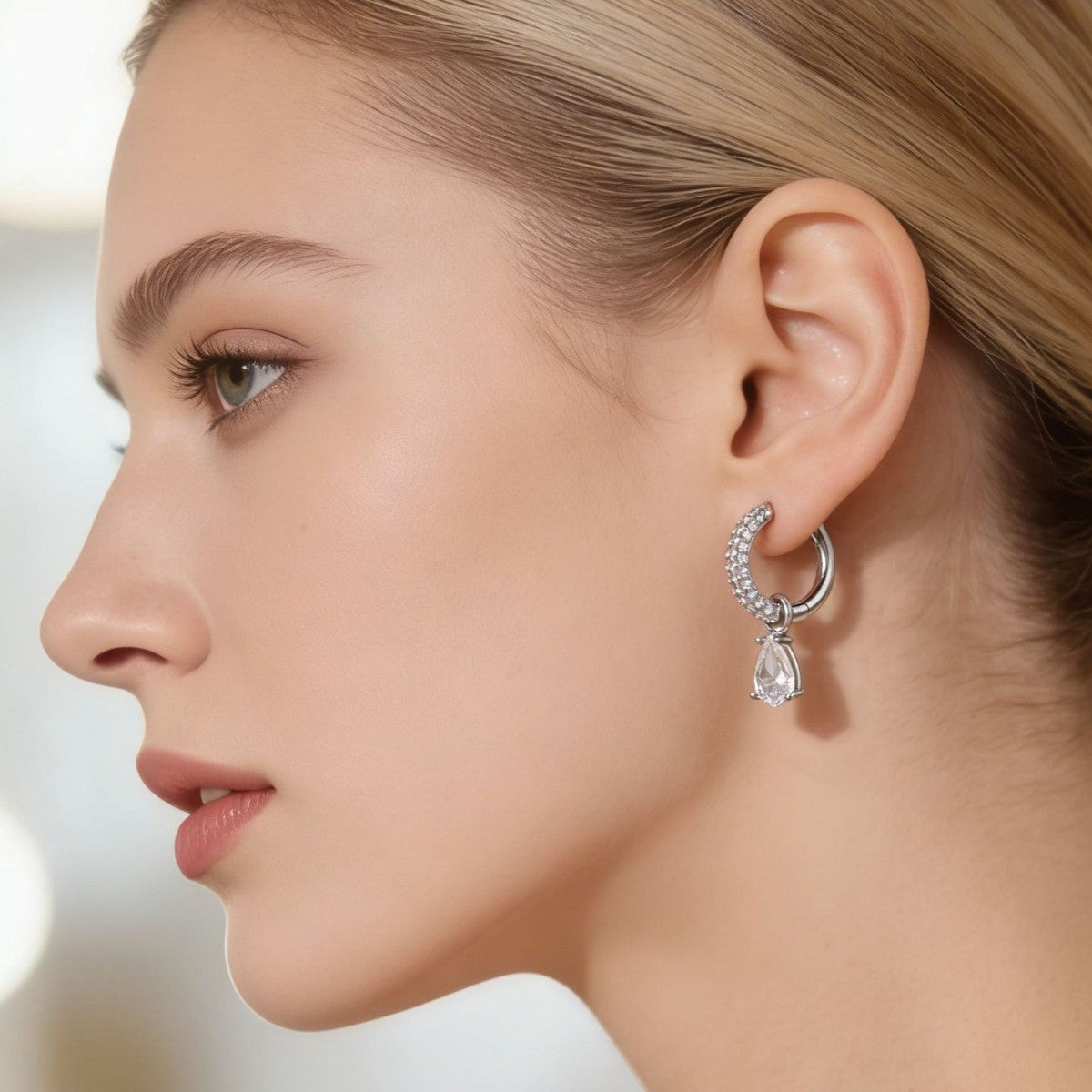 Wholesale light luxury zircon earrings with diamond-studded