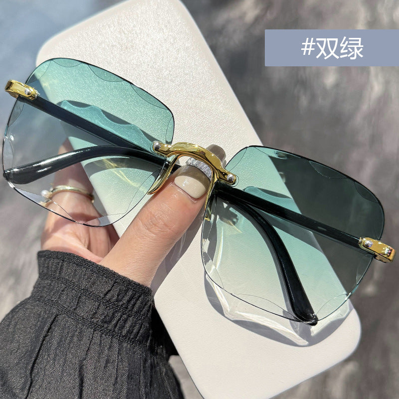 Wholesale Frameless Cut Edge Trendy Fashion Anti-ultraviolet Sunglasses
