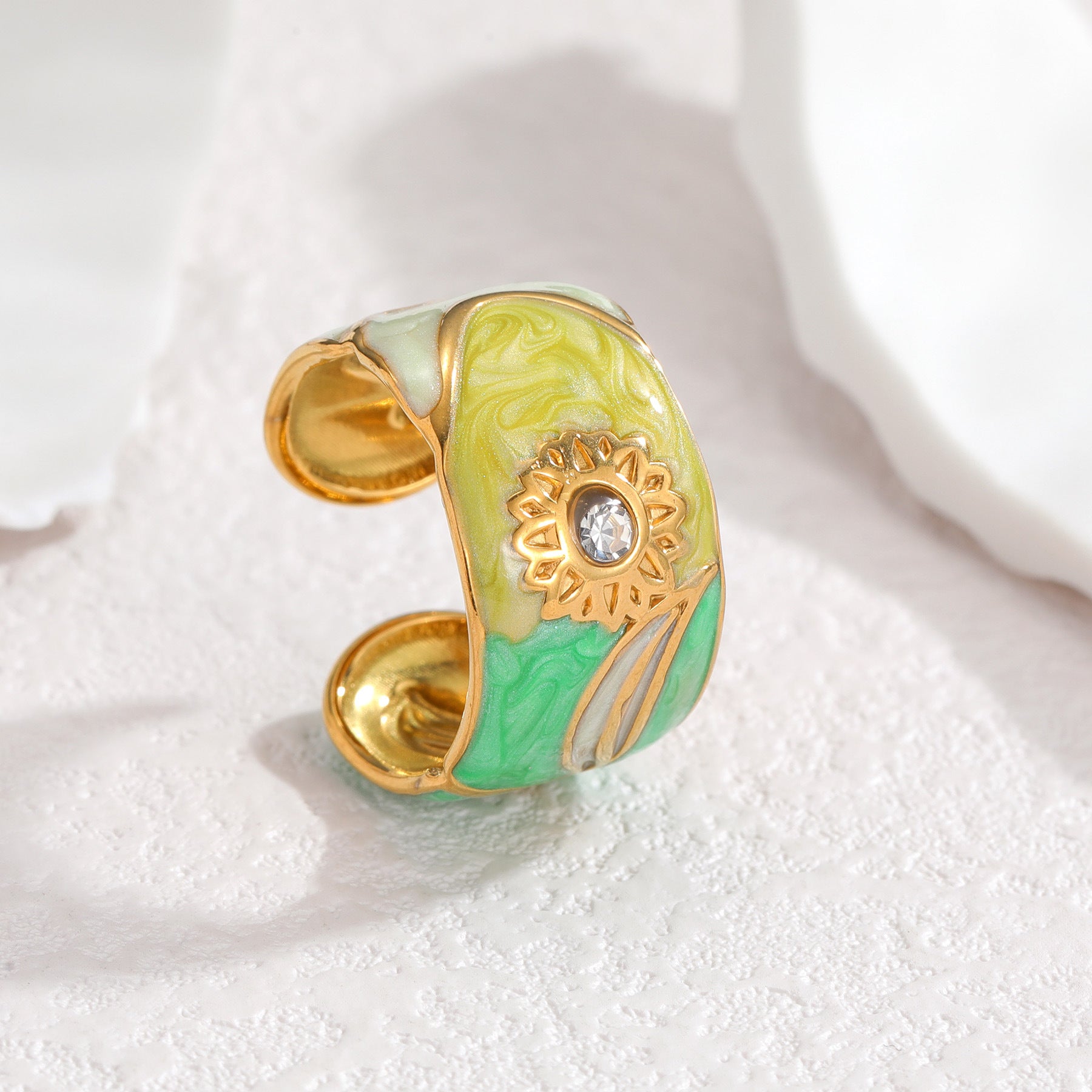 Wholesale Stainless Steel Sparkling Sunflower Ring Chic Electroplated Jewelry Accessory Adjustable