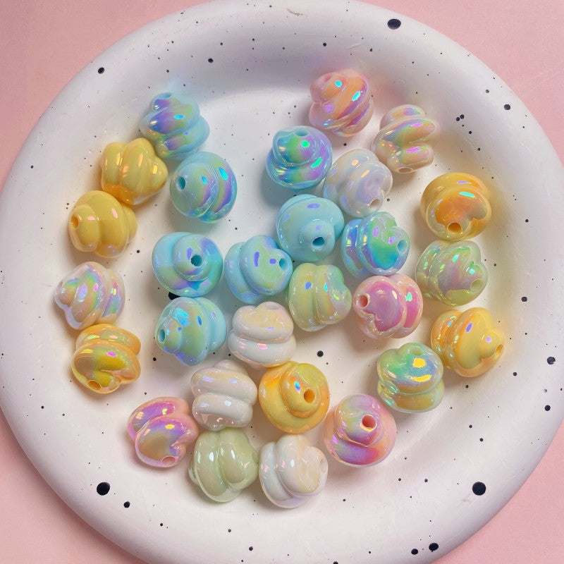 Cuentas de cuerdas colgantes hechas a mano de diy de 10 piezas de crema para el paquete