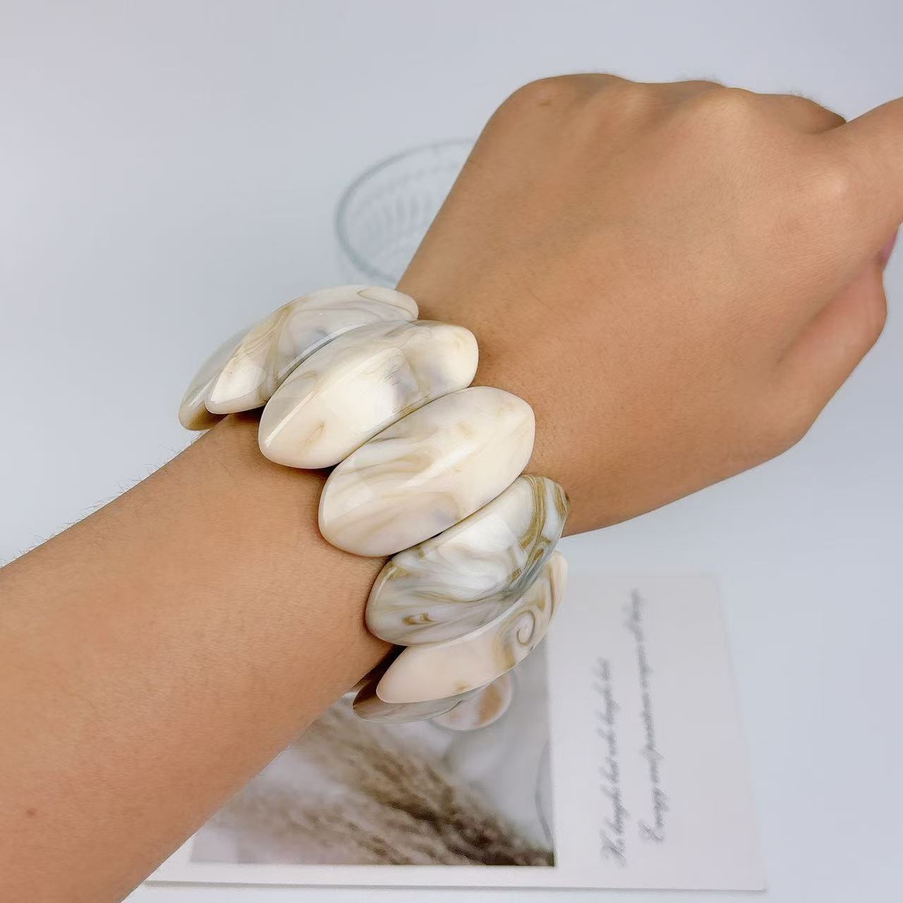 Wholesale fashion pattern halo dyed acrylic  geometric stitching hand beaded bracelet