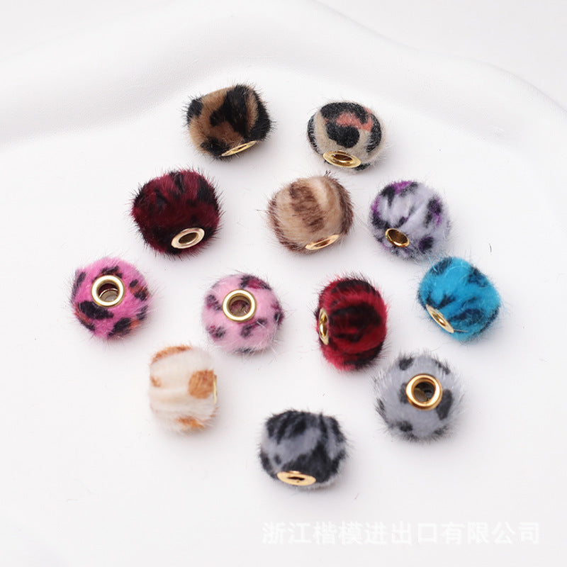 Wholesale 500PCS DIY Fur Ball Imitation Rabbit Fur Fabric Straight Hole Beads
