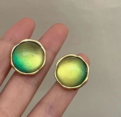 Wholesale Medieval Gradient Pink Copper Necklaces