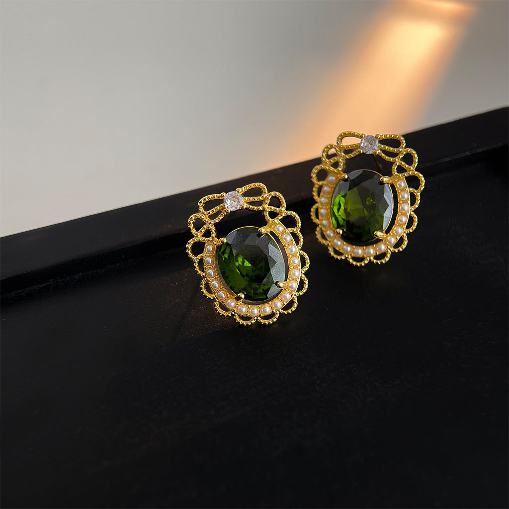 Wholesale Vintage emerald diverse shaped zircon earrings