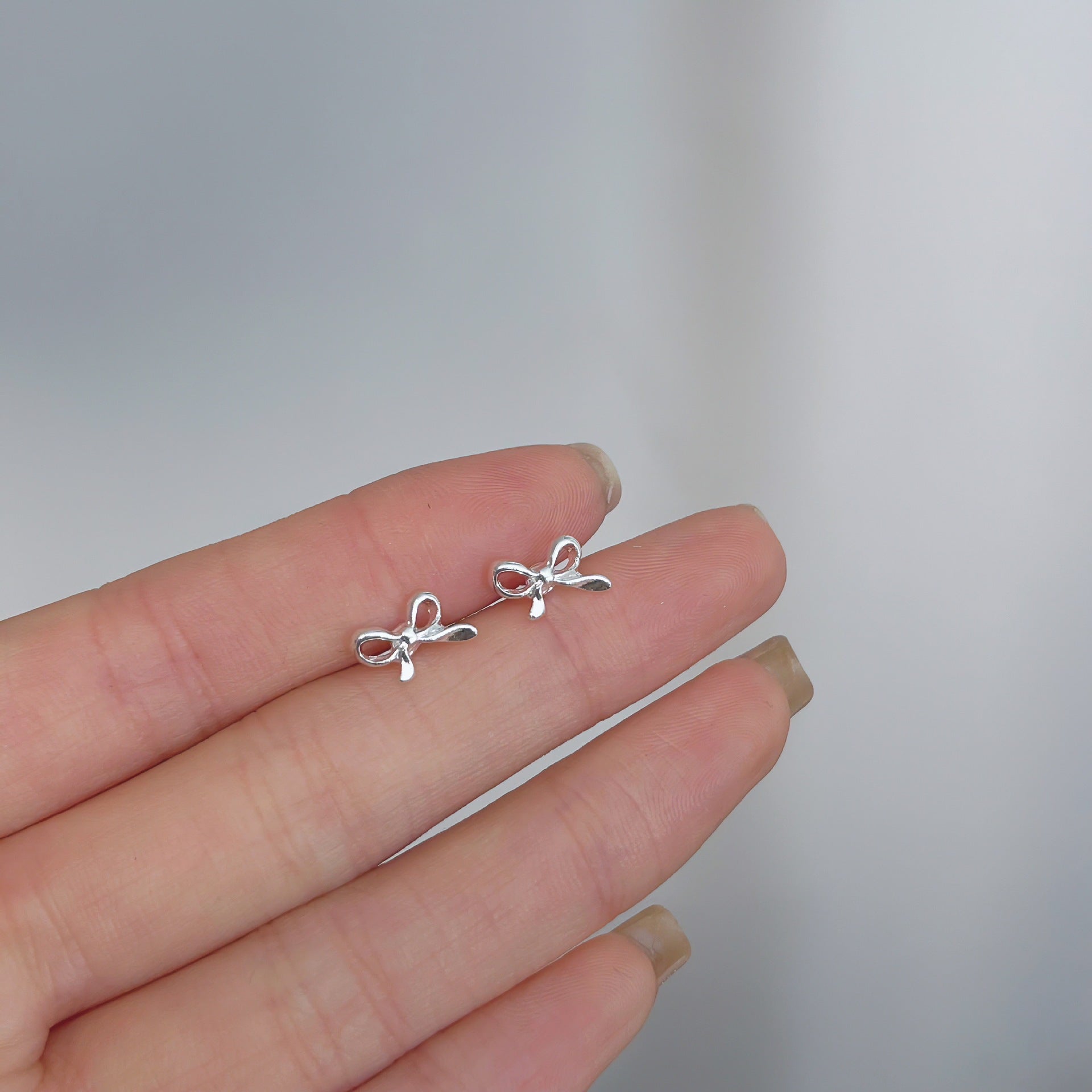Wholesale 925 Silver Stud Earrings