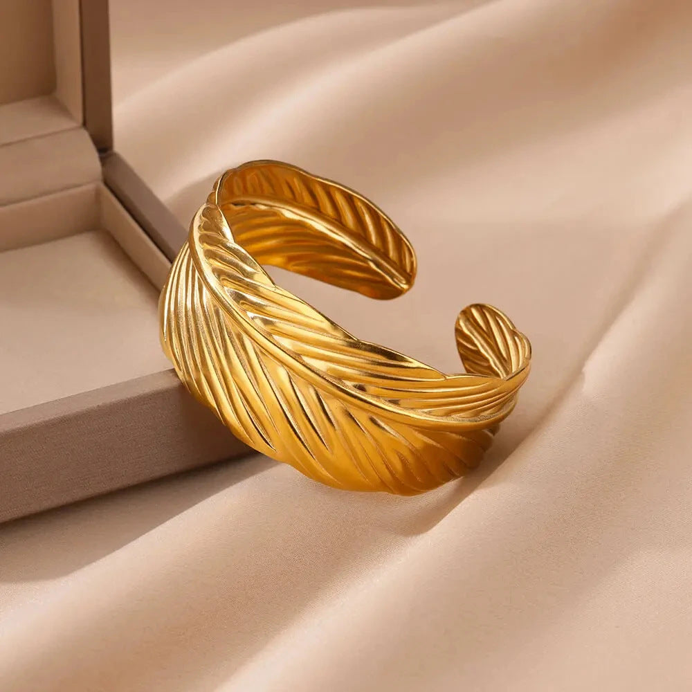 Wholesale personality exaggerated opening Stainless steel bracelet wide version jewelry