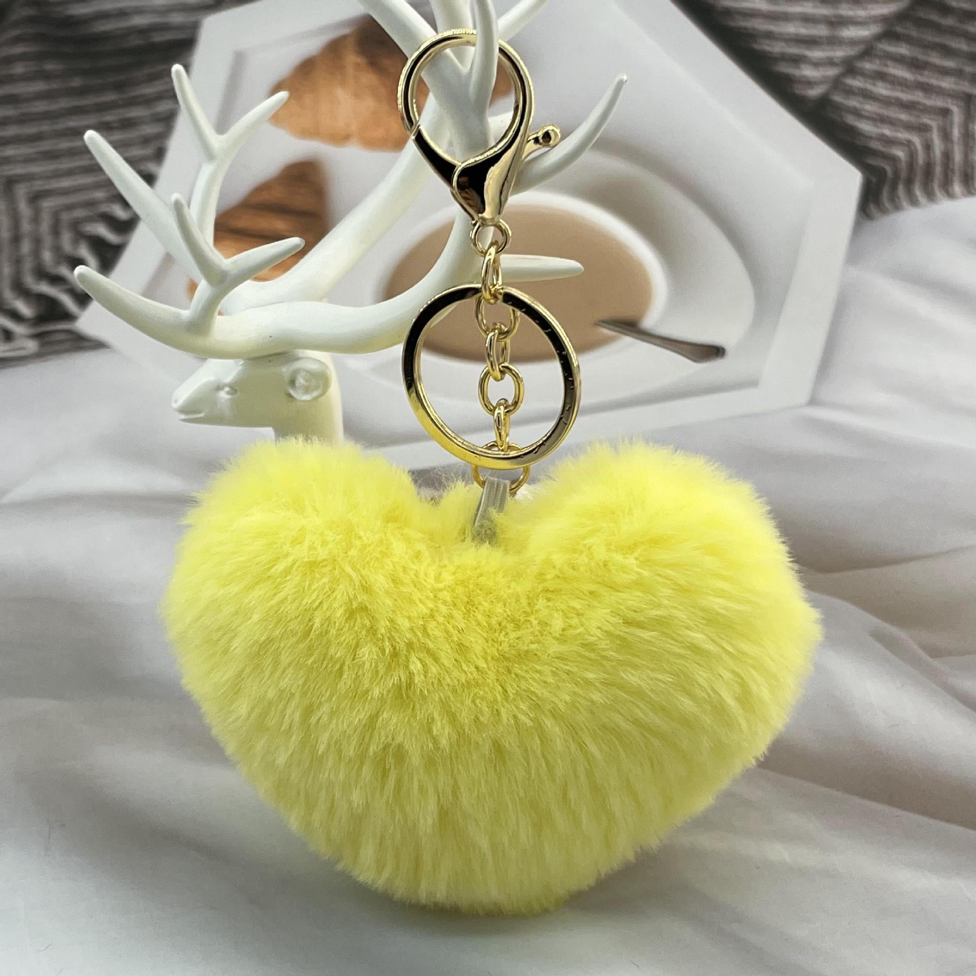Wholesale Plush Peach heart keychain