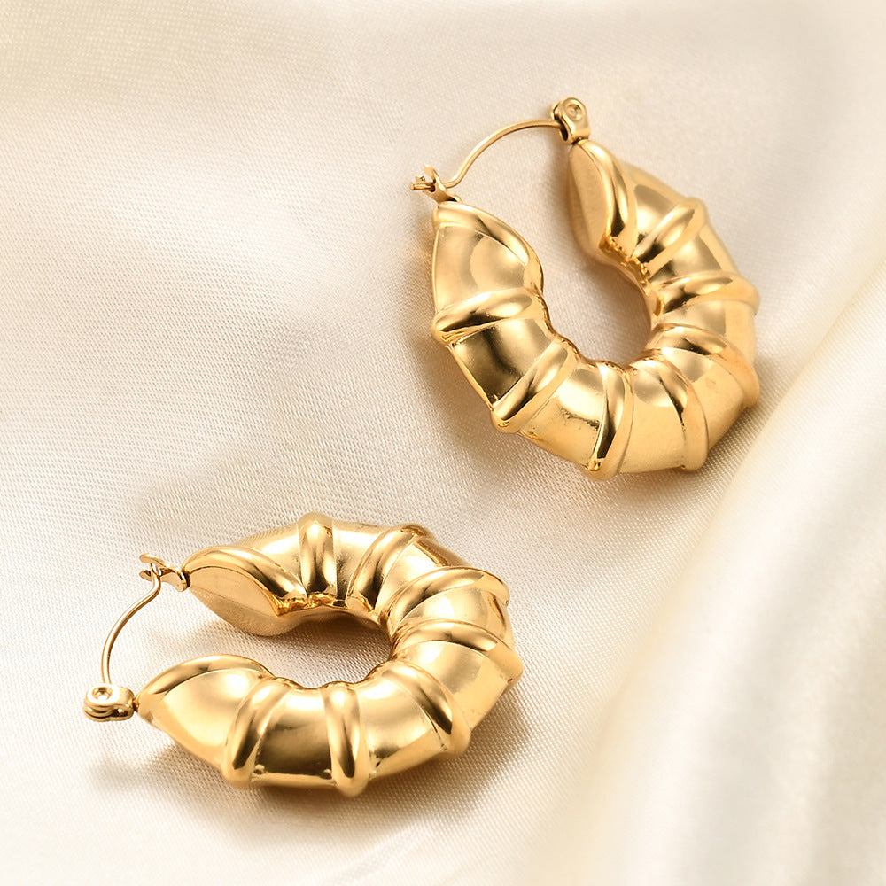 Wholesale Stainless Steel Geometric U-shaped Striped Vintage Minimalist Earrings