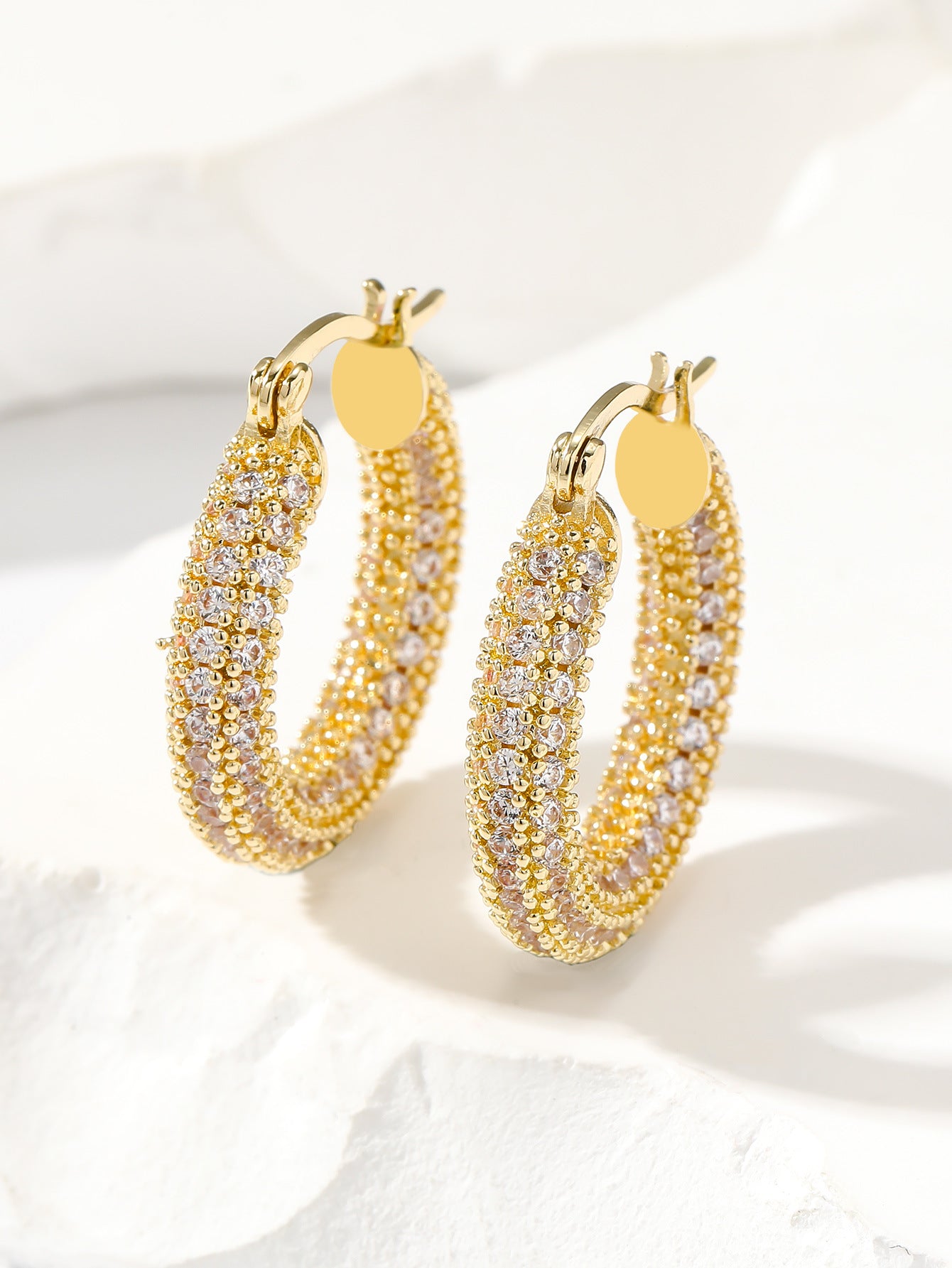 Wholesale  elegant simple fashion colorful circle earrings earrings micro inlaid zircon socialite style earrings