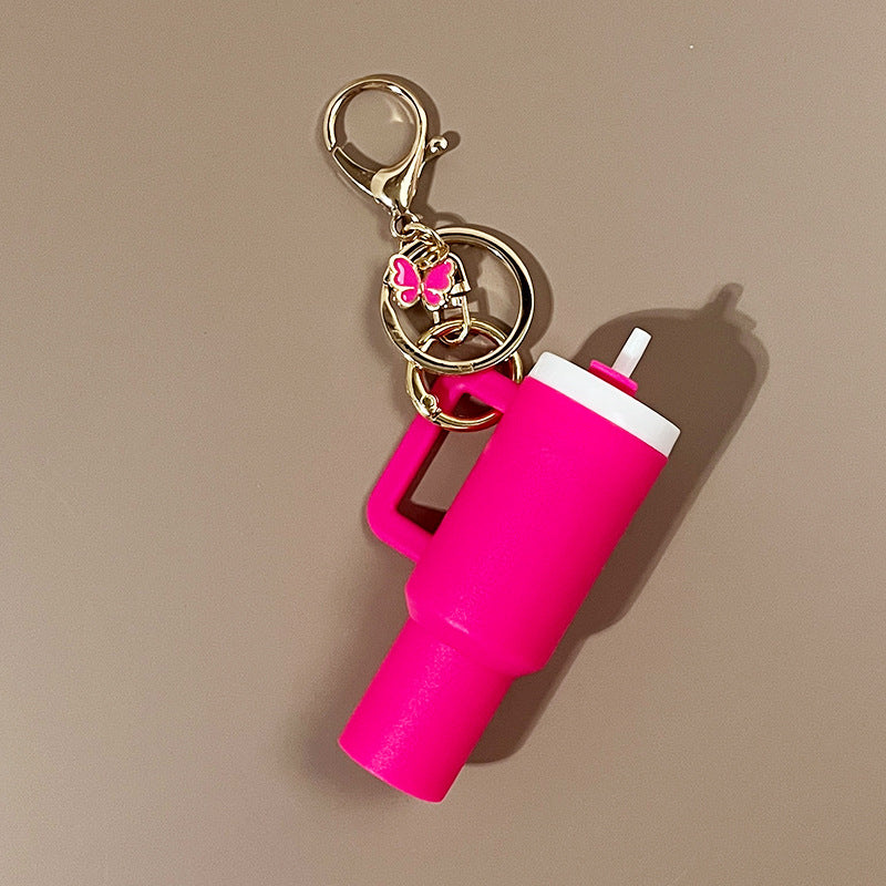 Wholesale New Butterfly Ice Cup Mini Tumbler Cup Keychains with Key Chain Pendant Can Put Lipstick Backpack Small Pendant Can Wrap