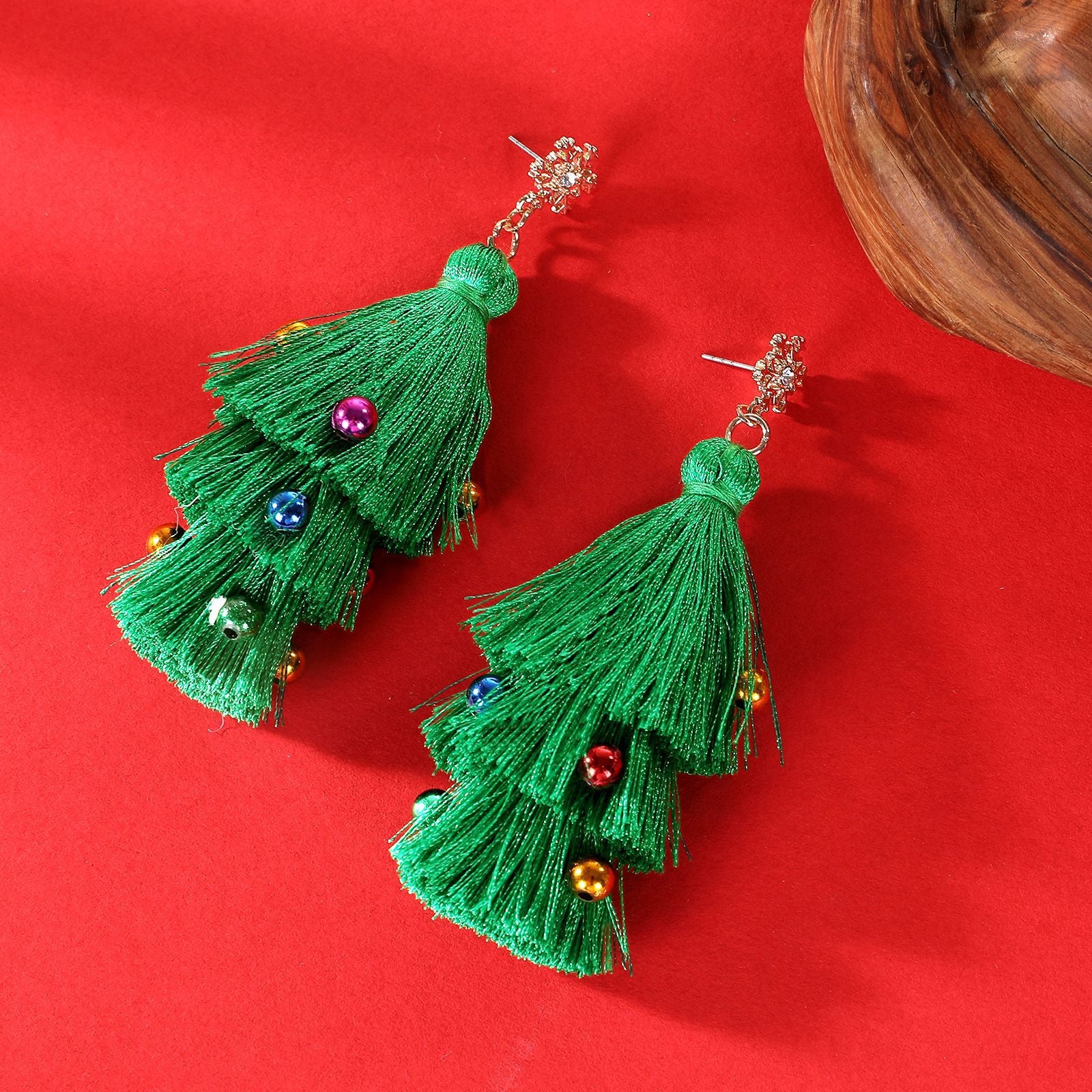 Wholesale Trendy Christmas Tree Tassel Earrings For Women Hand Woven Alloy Bell Snowflake Dangle Earrings Party Wear Boutique Resale
