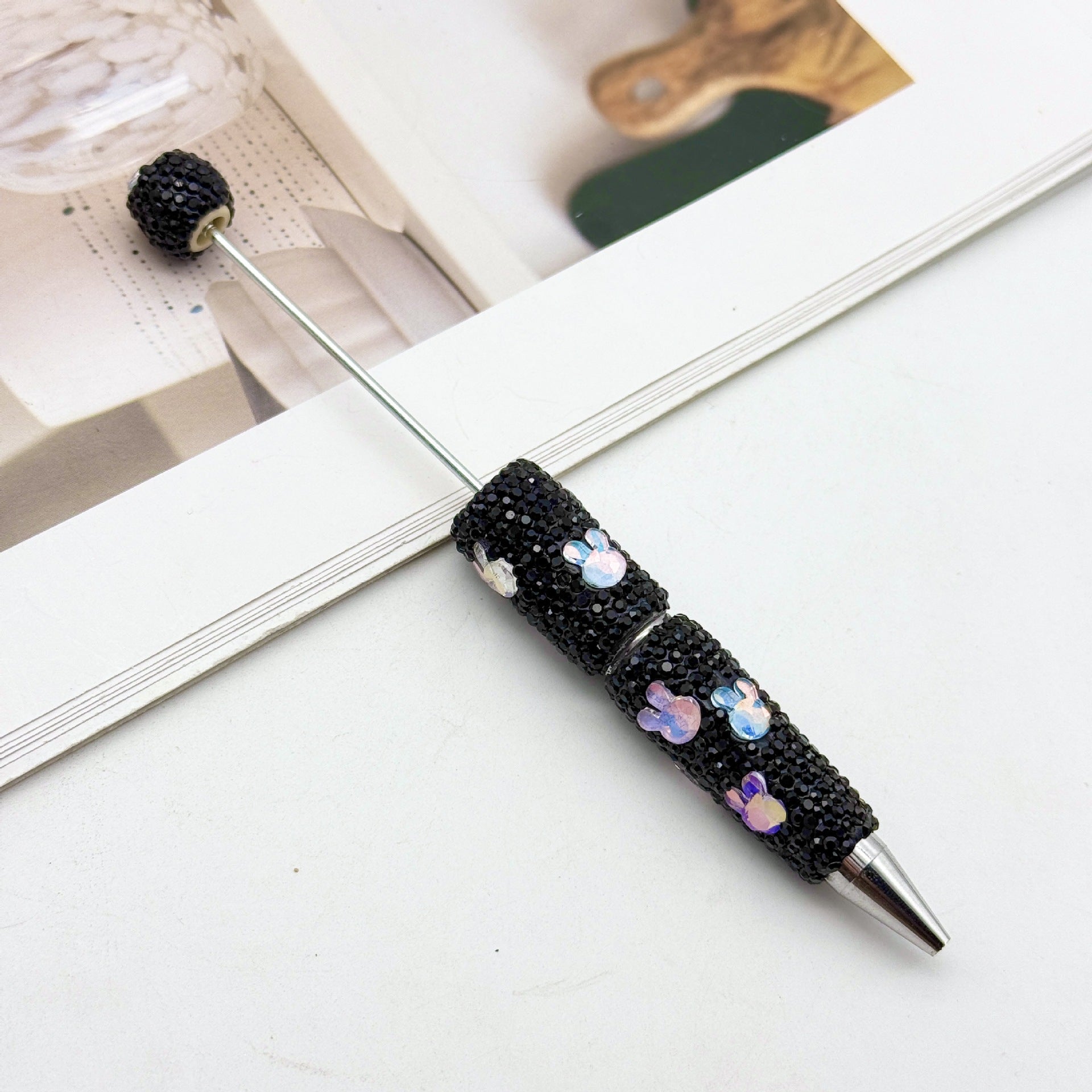 Wholesale Cute rabbit full diamond pen DIY colorful diamond bead pen
